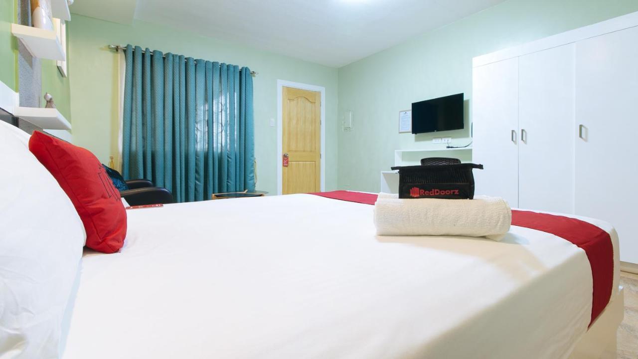 Reddoorz Plus Near Lapasan Plaza Кагаян-де-Оро Экстерьер фото