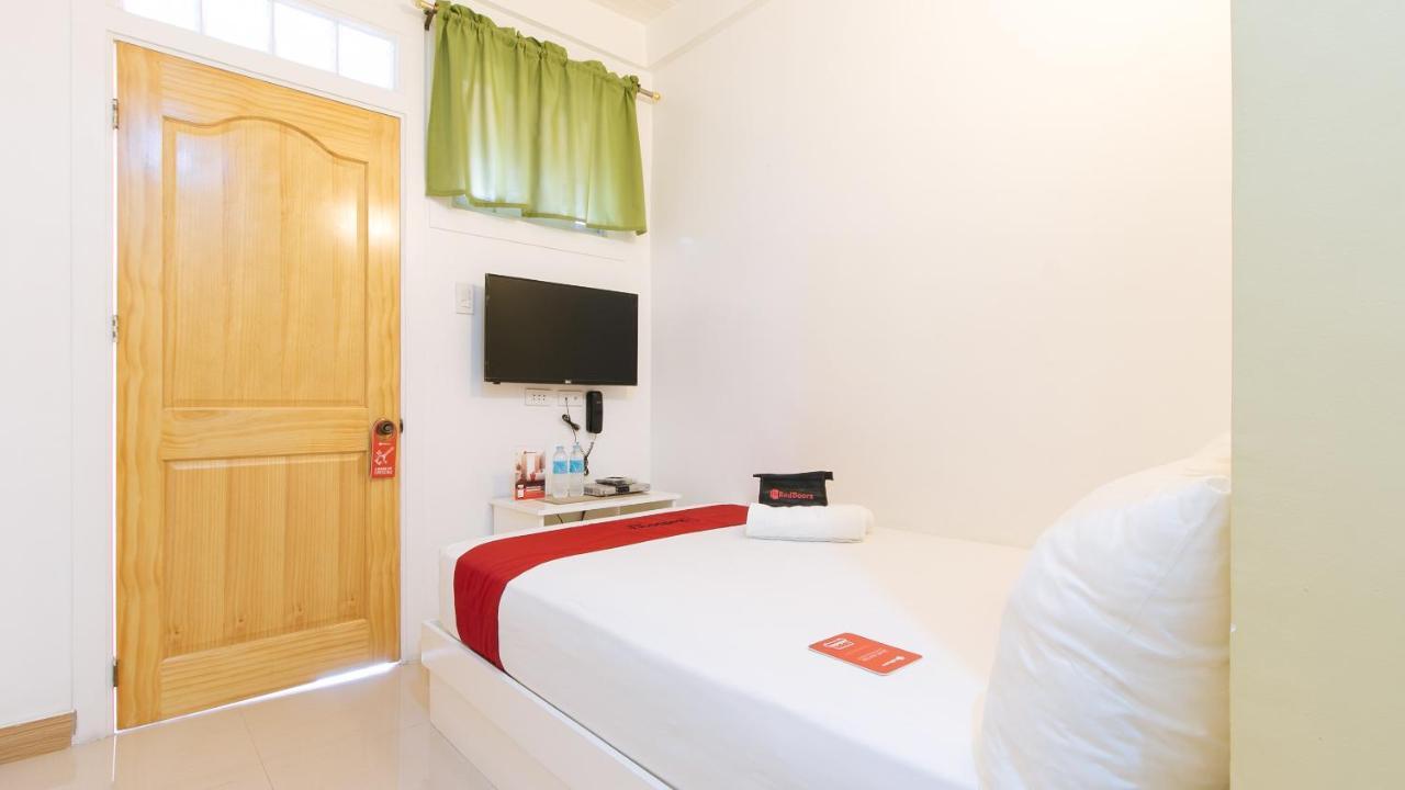 Reddoorz Plus Near Lapasan Plaza Кагаян-де-Оро Экстерьер фото