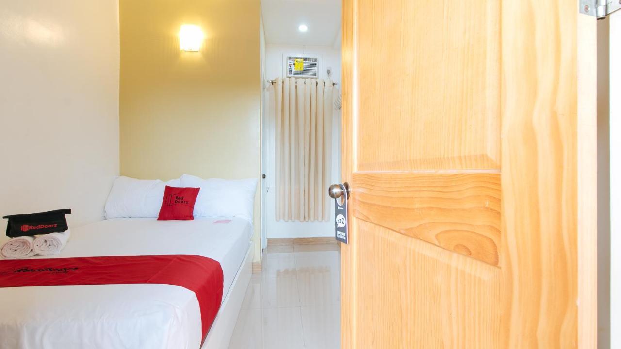 Reddoorz Plus Near Lapasan Plaza Кагаян-де-Оро Экстерьер фото