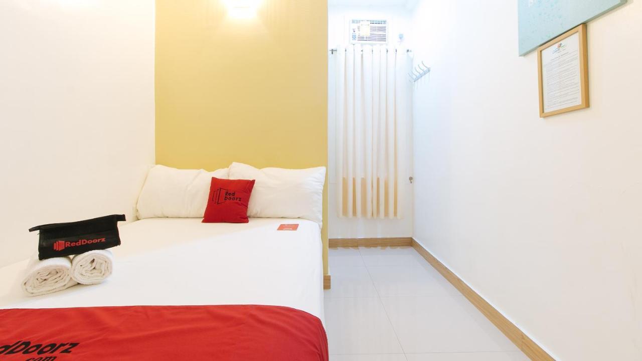 Reddoorz Plus Near Lapasan Plaza Кагаян-де-Оро Экстерьер фото